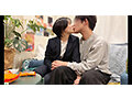 「3日間すっぴんで過ごす彼女と休日4SEX」付き合って1ヵ月の僕らは仕事終わりの金曜日に僕の家の最寄り駅で待ち合わせをして、初めてお泊りをした。翌日彼女は帰る予定だったけど、まだずっとそばにいたくて、週末はずっと僕の家でSEXをしていた。そんな何の変哲… 柴崎はる 画像4